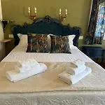 La Valle Degli Amici Bed and breakfast 3*
